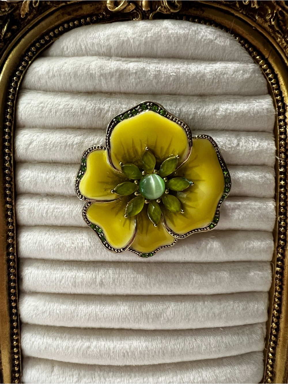 Vintage Liz Claiborne Yellow Enamel Flower Brooch Green Rhinestones Pin - Picture 5 of 7